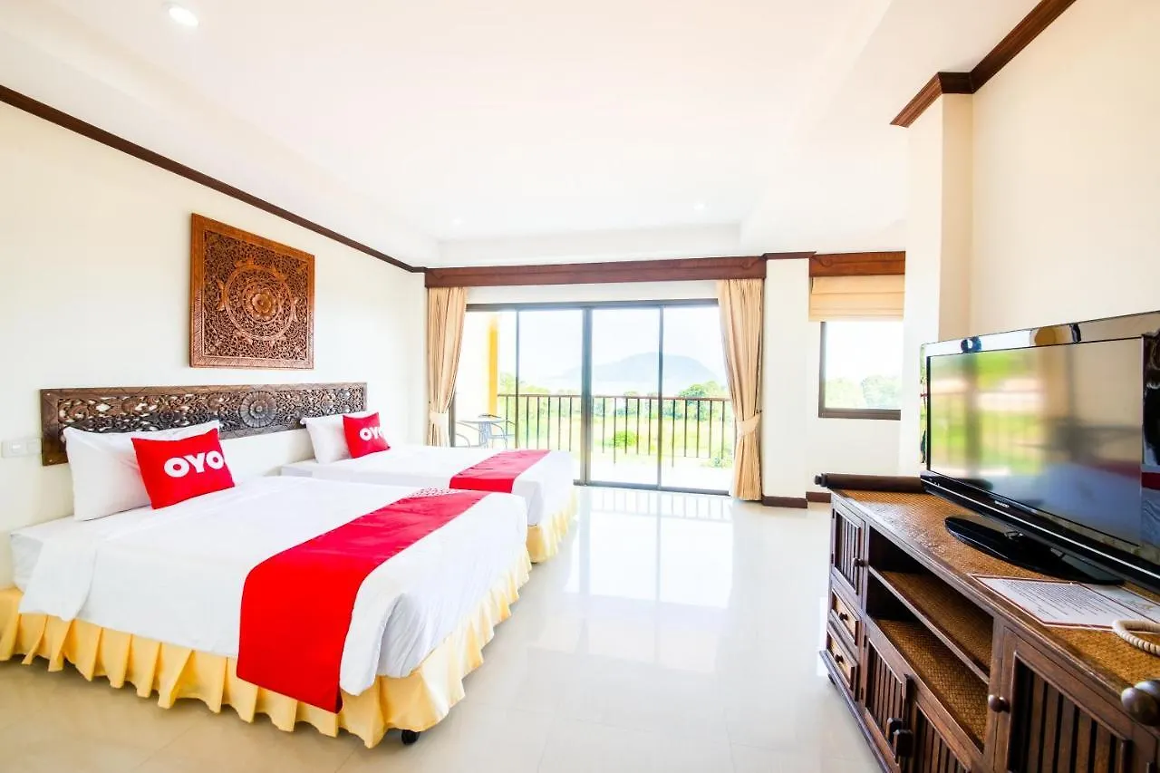 Oyo 453 Thai Boutique Resort Rawai 3*,  Thailand